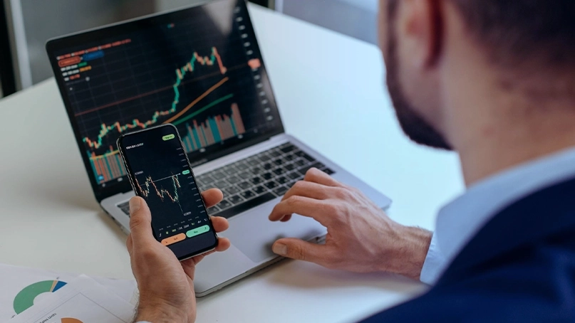 RevalonInvest KI-Handelsdashboard